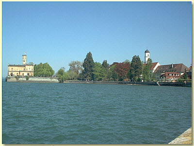 Langenargen Schloss und Ufer Bodensee